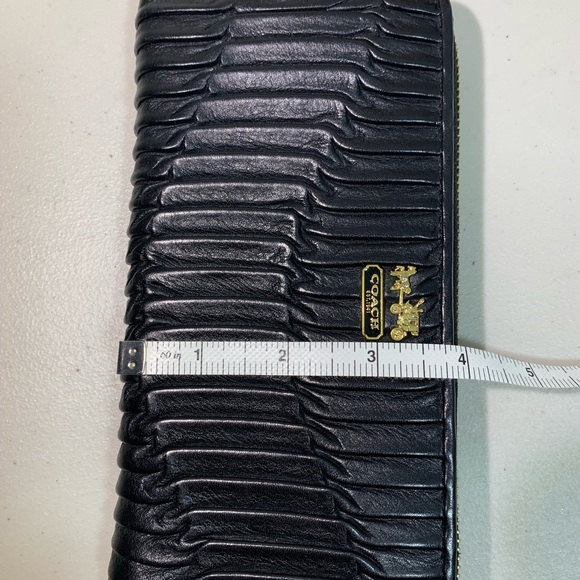 Coach Pleated Leather Wallet - Picture 6 of 7
